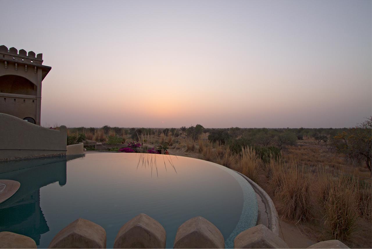 มหิร ครห์ Hotel Rohat ภายนอก รูปภาพ