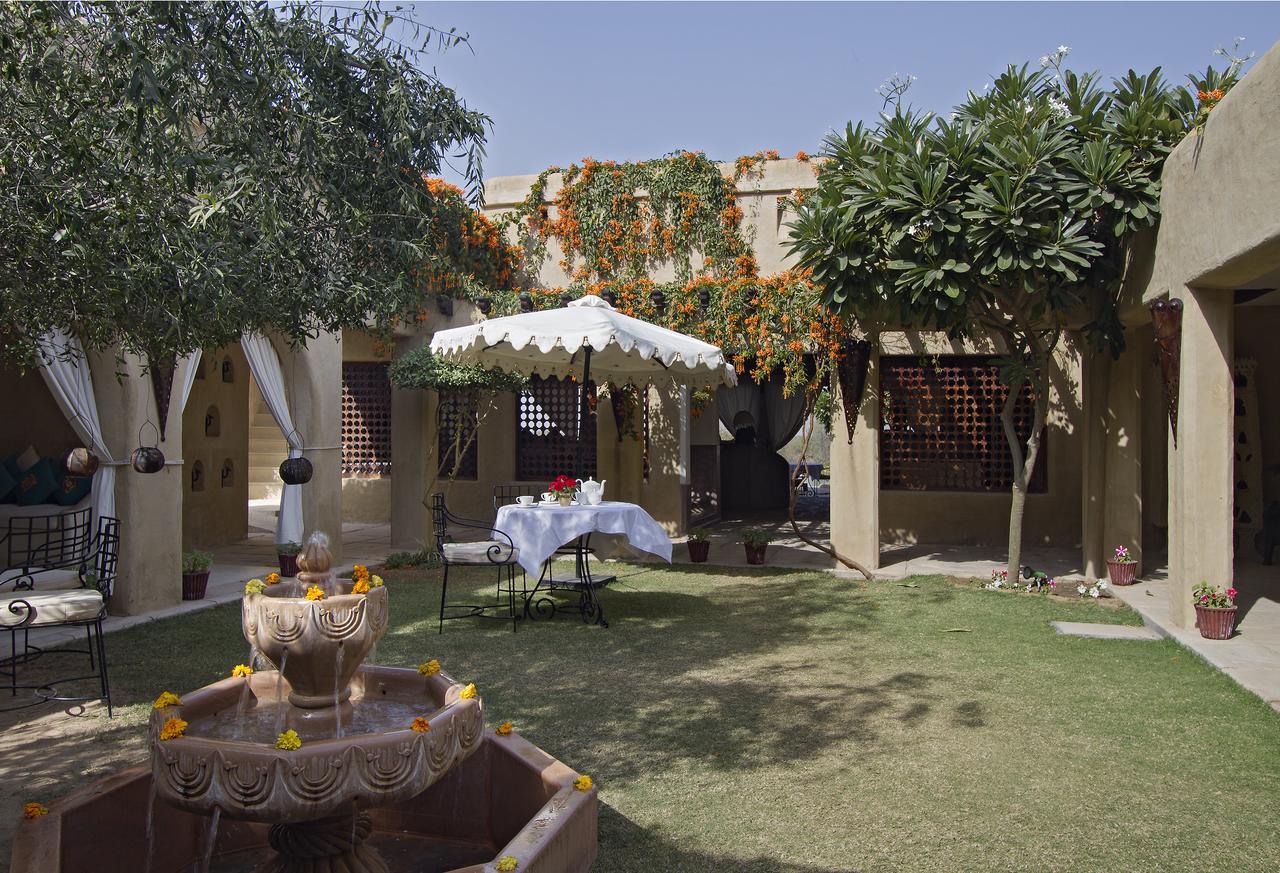 มหิร ครห์ Hotel Rohat ภายนอก รูปภาพ