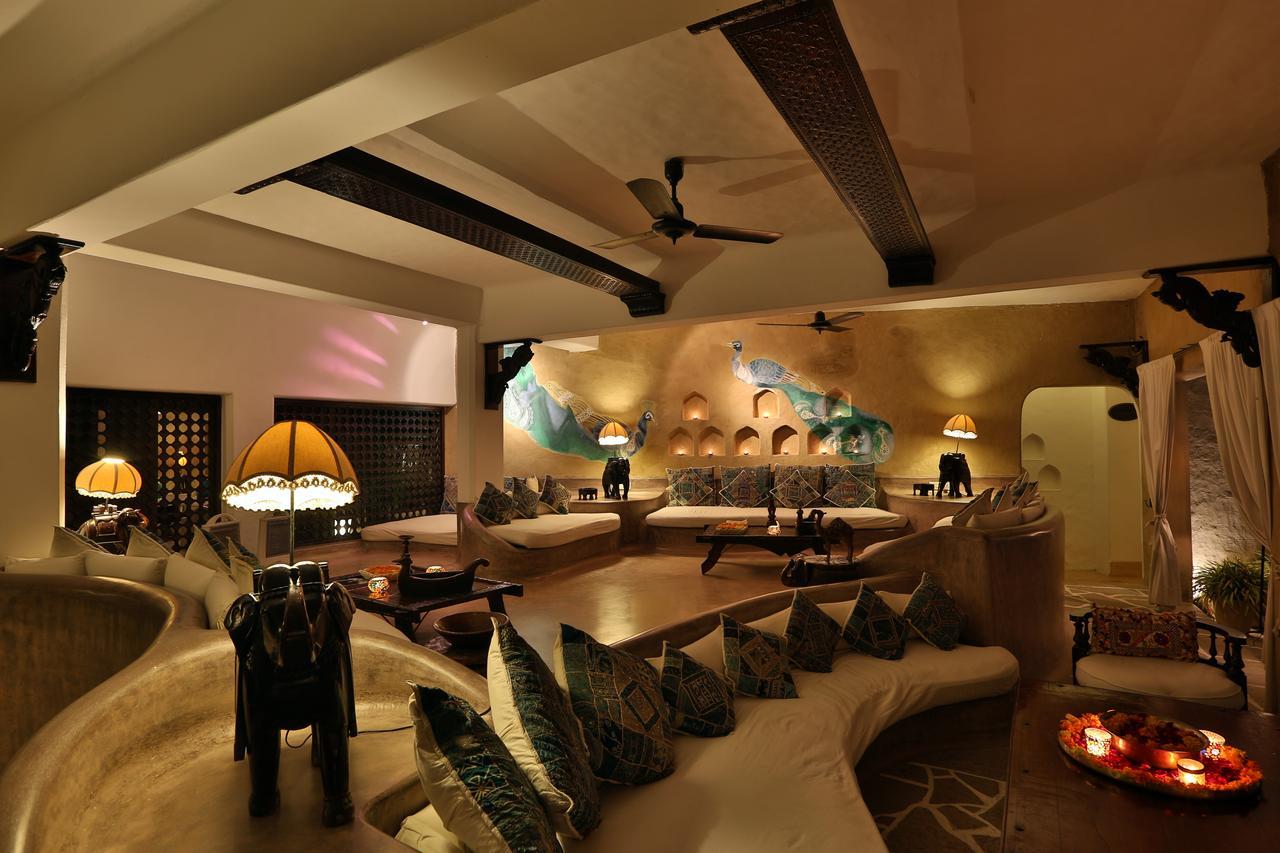 มหิร ครห์ Hotel Rohat ภายนอก รูปภาพ