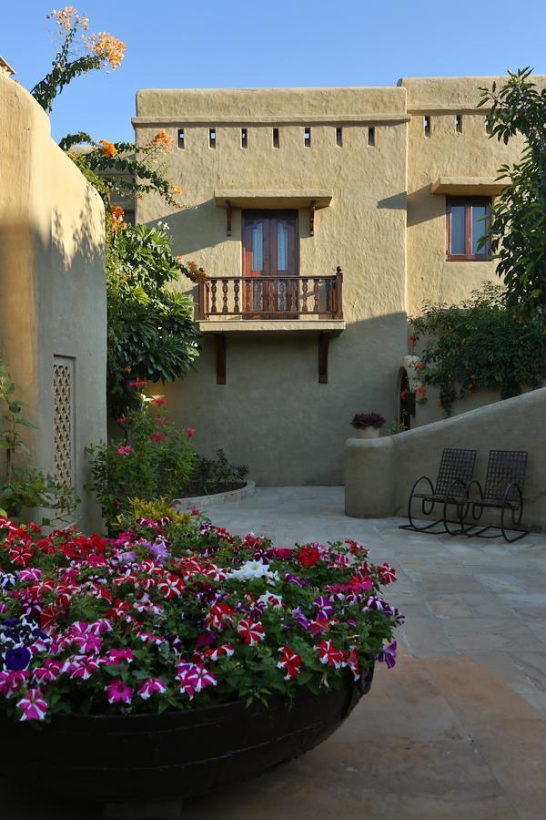 มหิร ครห์ Hotel Rohat ภายนอก รูปภาพ