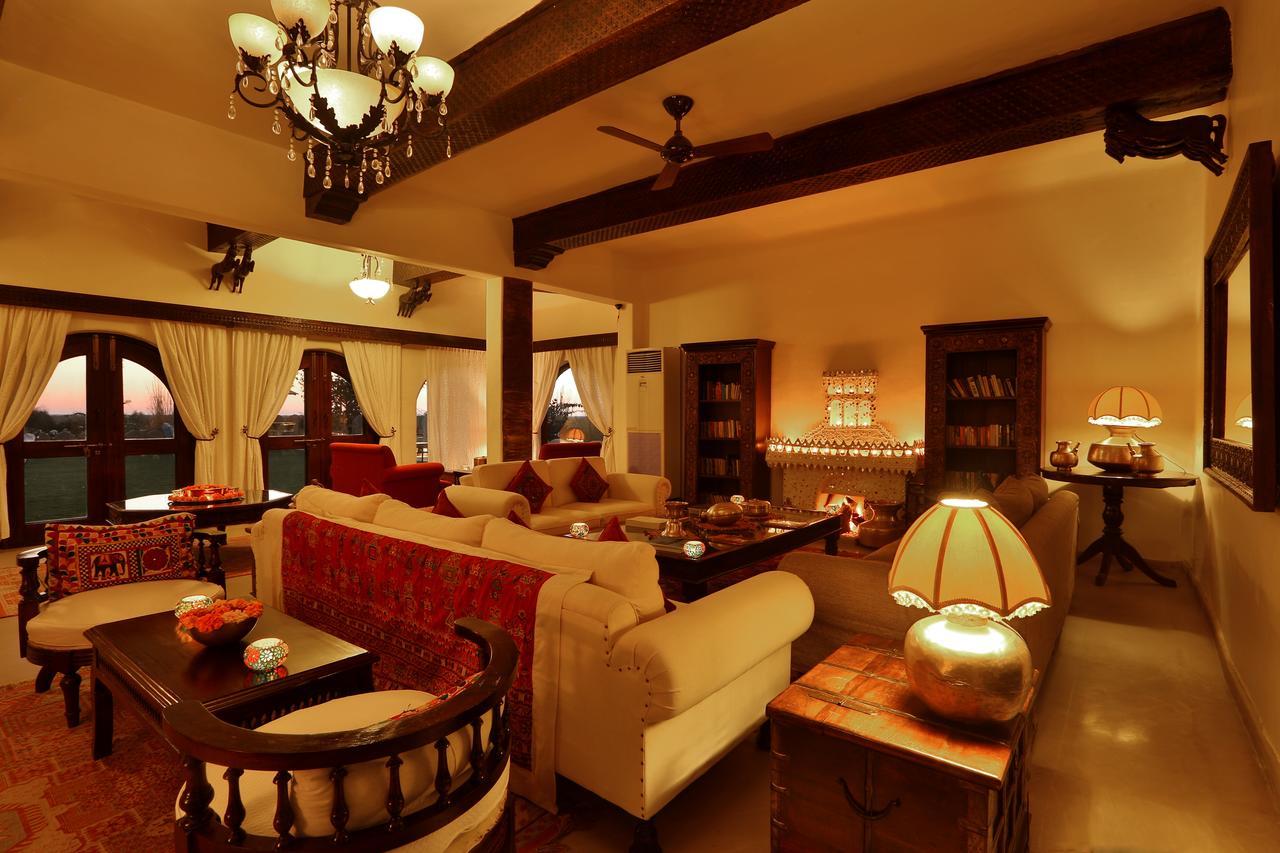 มหิร ครห์ Hotel Rohat ภายนอก รูปภาพ