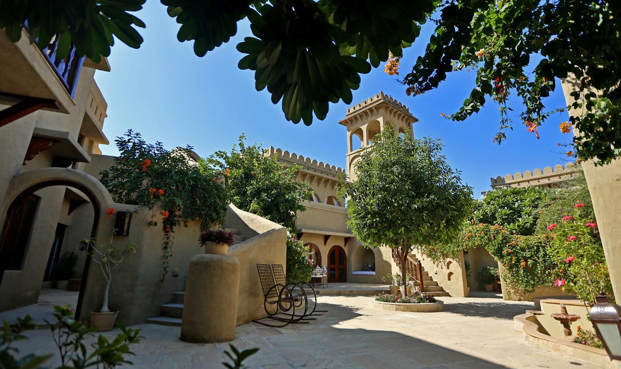 มหิร ครห์ Hotel Rohat ภายนอก รูปภาพ