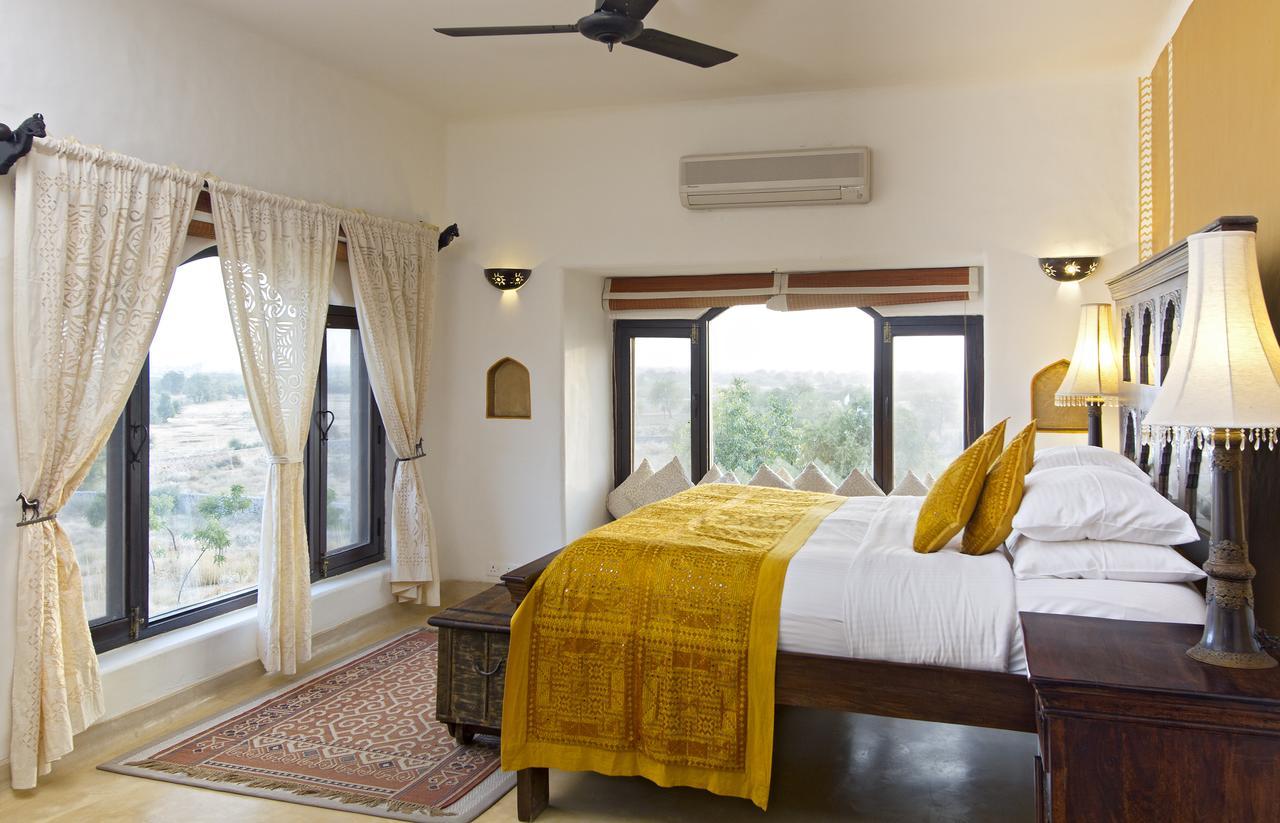 มหิร ครห์ Hotel Rohat ภายนอก รูปภาพ