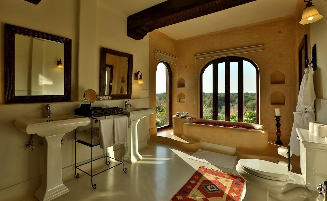 มหิร ครห์ Hotel Rohat ภายนอก รูปภาพ